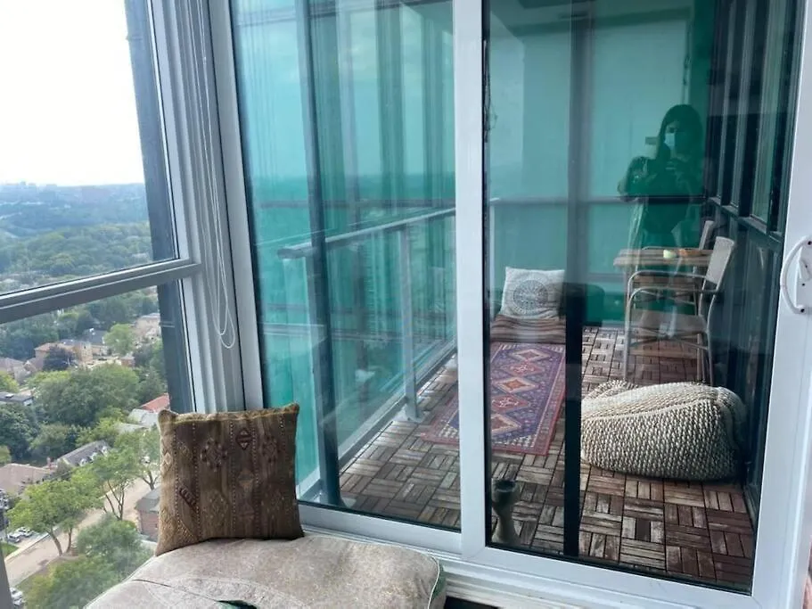 Cozy 2 Bedroom Boho Apartment North York Skyscraper Toronto