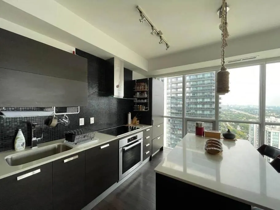 Cozy 2 Bedroom Boho Apartment North York Skyscraper Toronto