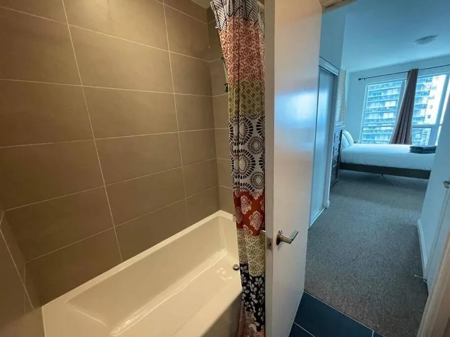 Cozy 2 Bedroom Boho Apartment North York Skyscraper Toronto