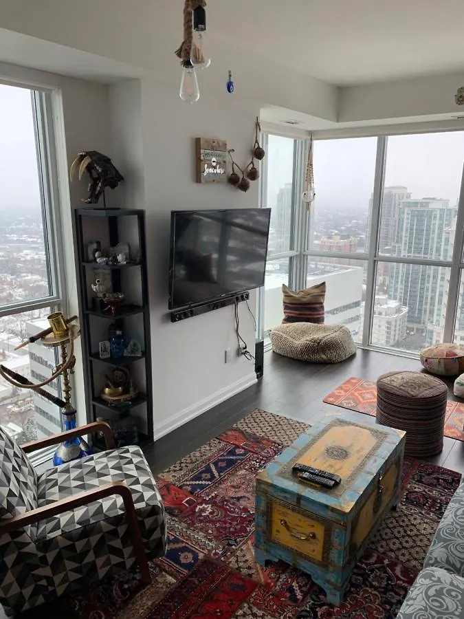 Cozy 2 Bedroom Boho Apartment North York Skyscraper Toronto